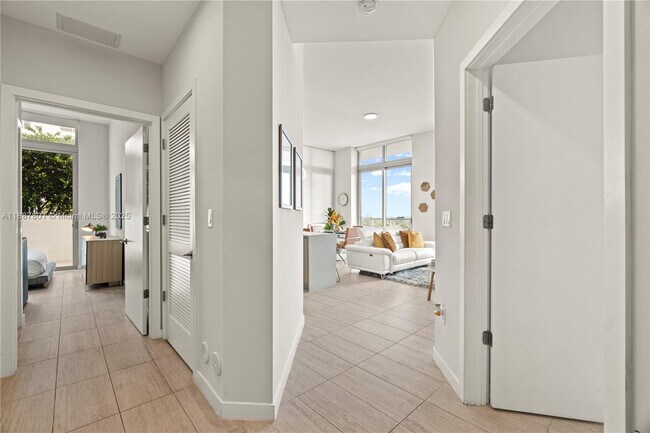 Photo - 3900 Biscayne Blvd Unit 614