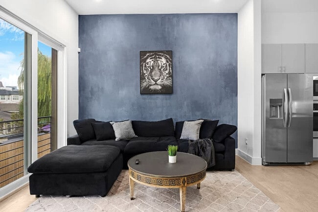 Photo - 2105 McGowen St Unit ID1244936P