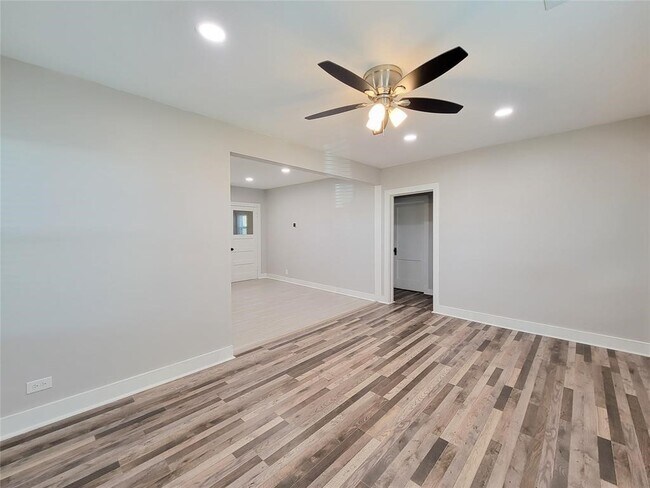 Photo - 1113 San Jacinto St