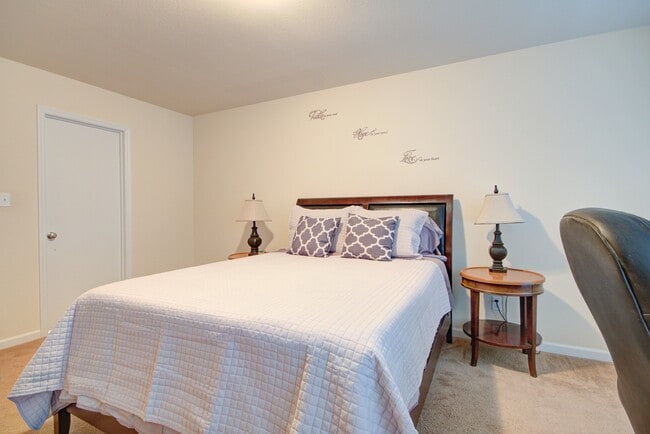 Photo - 16695 Wellhouse Dr