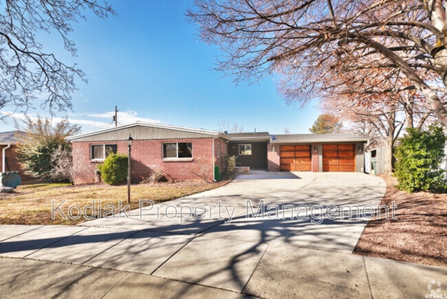 Building Photo - 2266 Brentwood Cir Rental