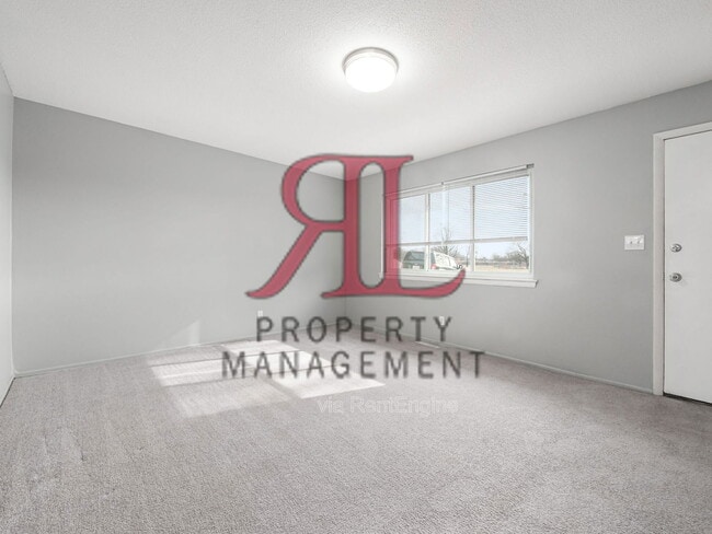 Photo - 5008 Carbondale Dr