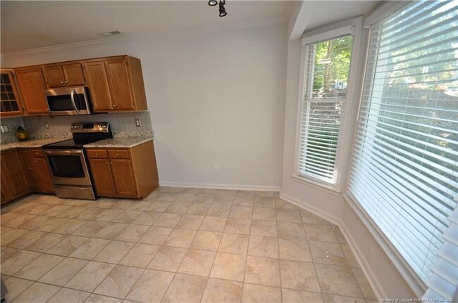 Photo - 240 Beechtree Dr