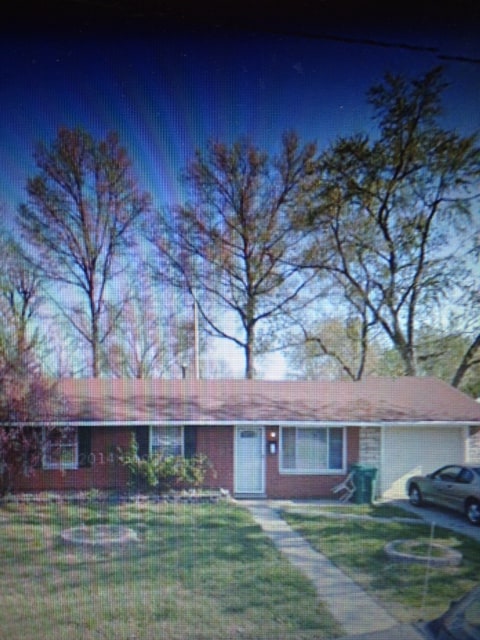 Photo - 2433 St Clair Ave