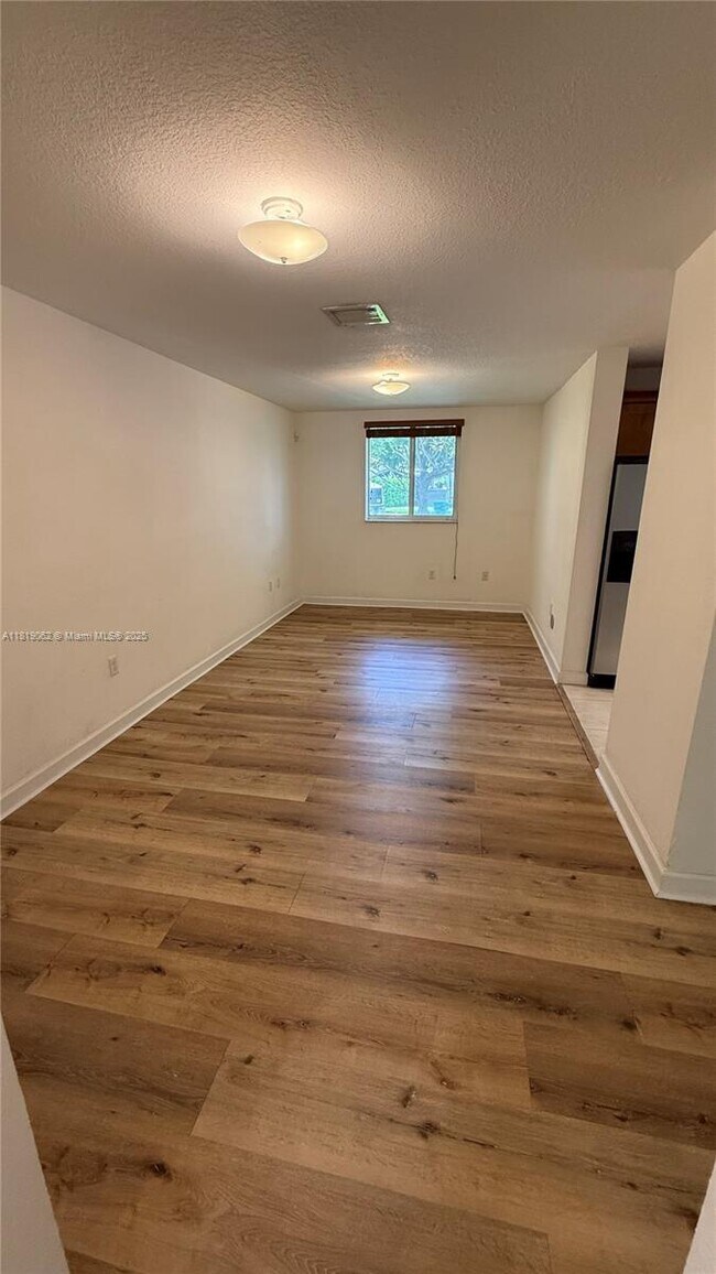 Photo - 5838 Devonshire Blvd