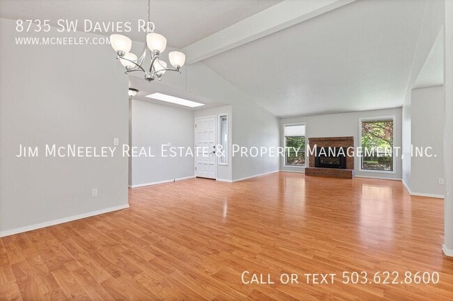 Photo - 8735 SW Davies Rd