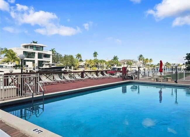 Shared pool - 1777 SE 15th St Unit 121