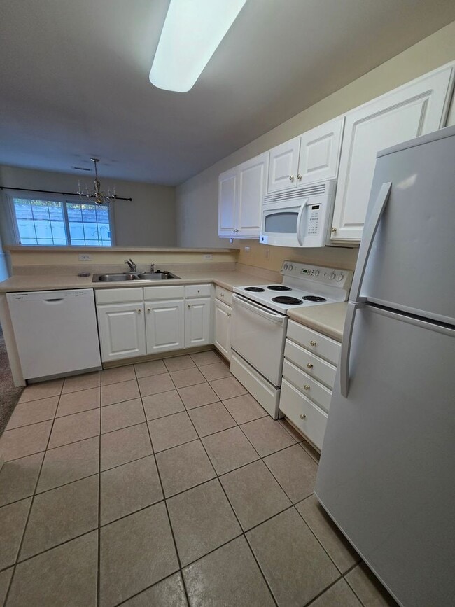 Photo - 3 BR Townhome in north High Point!