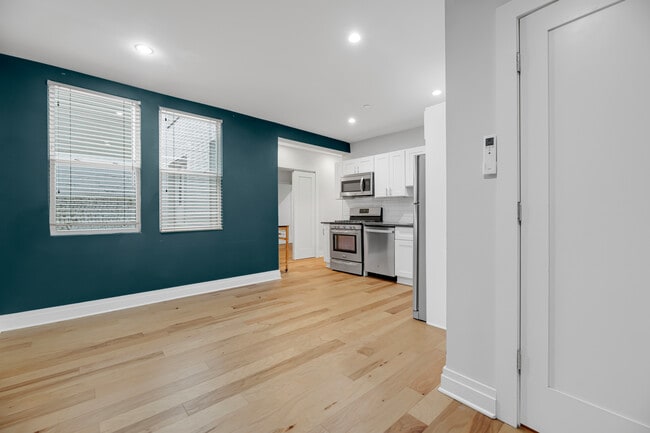 Photo - 3101 Sherman Ave NW Unidad 205