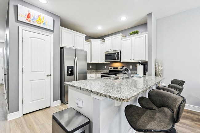 Photo - 7664 Shadow Lake Dr Unit SI ID1523352P