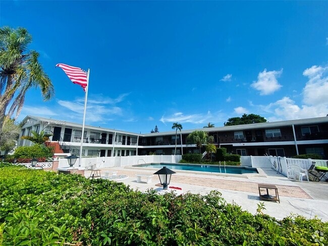 Building Photo - 1100 Atlantic Shores Blvd Unit 404 Rental
