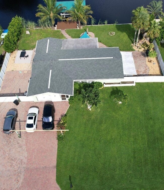 Photo - 2212 Club House Rd