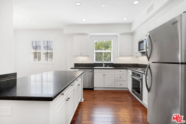 Photo - 13080 Pacific Promenade Unidad 312