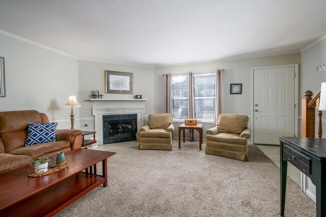 Photo - 1032 Fairfax Dr