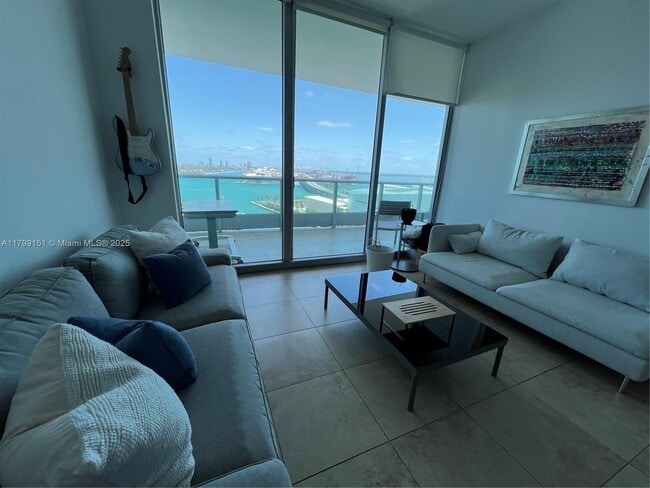 Photo - 900 Biscayne Blvd Unidad 2304 Rental