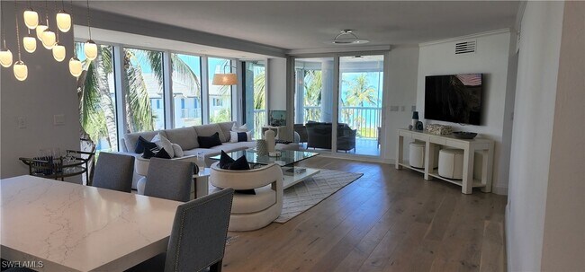 Building Photo - 20 Seagate Dr Unit 301 Rental
