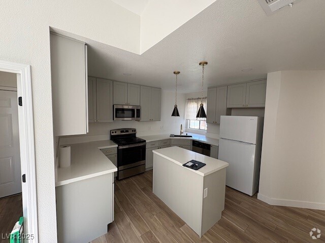 Building Photo - 6413 Morley Ave Rental