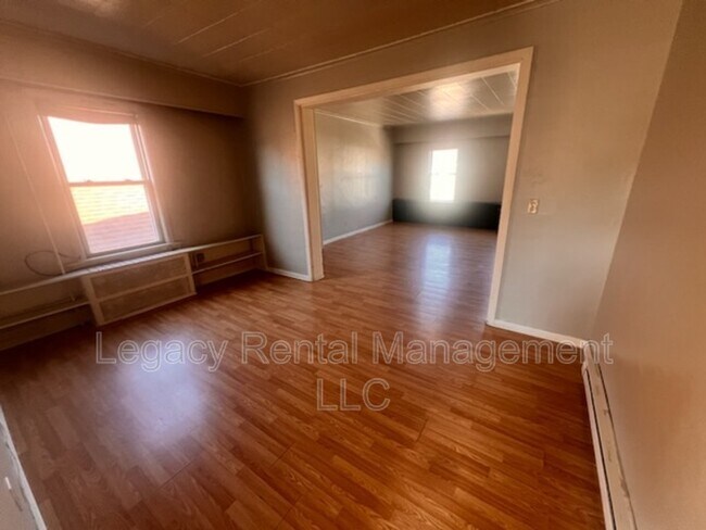 Photo - 4-6 Broad Street - 2B