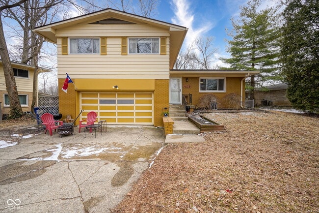 Building Photo - 1005 Chevy Chase Ln