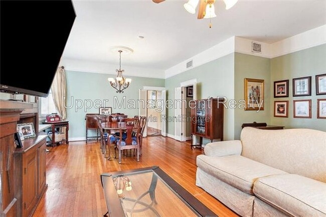 Photo - 7533 Jeannette St