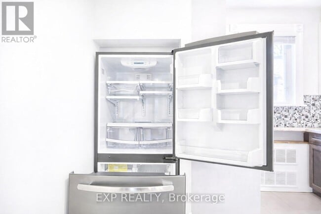 Photo - 1197 York St Unit 2