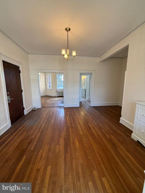 Photo - 700 Prince Edward St Unit 2