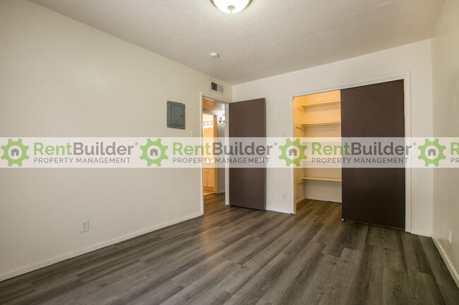 Photo - 12124 Menaul Blvd NE Unit C
