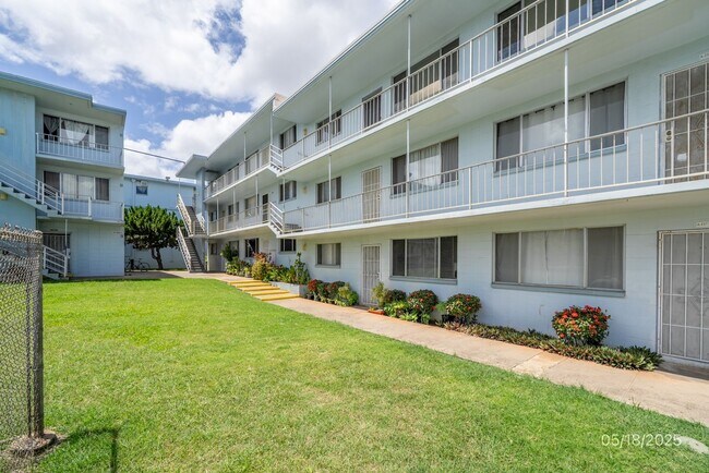 $2,100 / 2br - 700ft2 -| 2bd/1ba Renovated... - $2,100 / 2br - 700ft2 -| 2bd/1ba Renovated... House