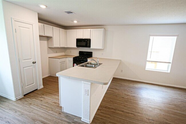 Photo - 26926 Winward Crk Trl