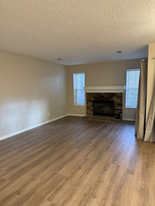 Photo - 1390 Cedarwood Dr Unidad D1