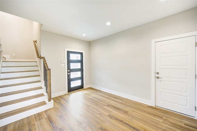 Photo - 3404 Rawley St