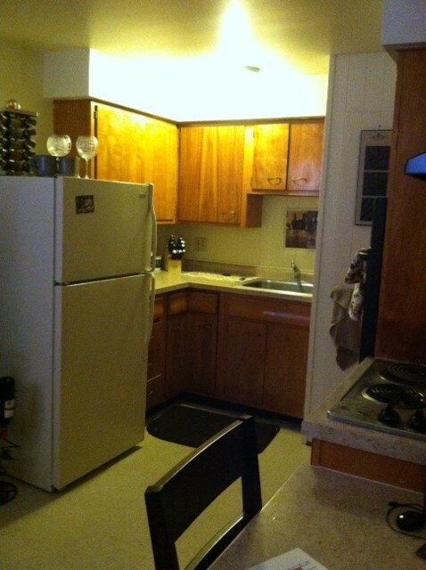 Lamplighter Park Plaza - 422 N. 11th