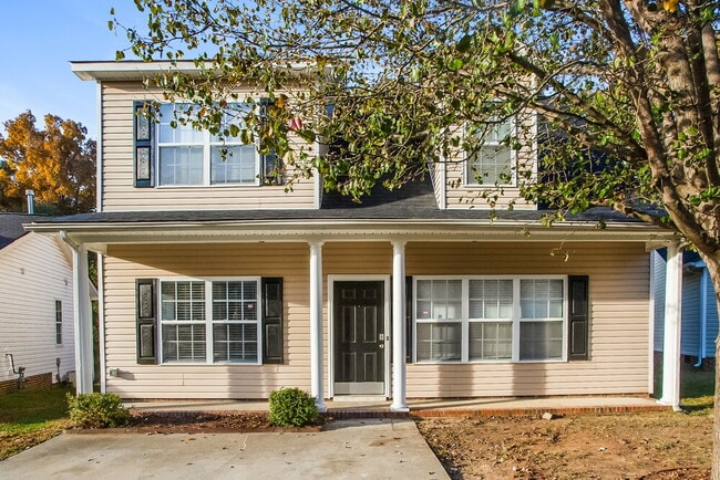 Photo - 711 Continental Dr