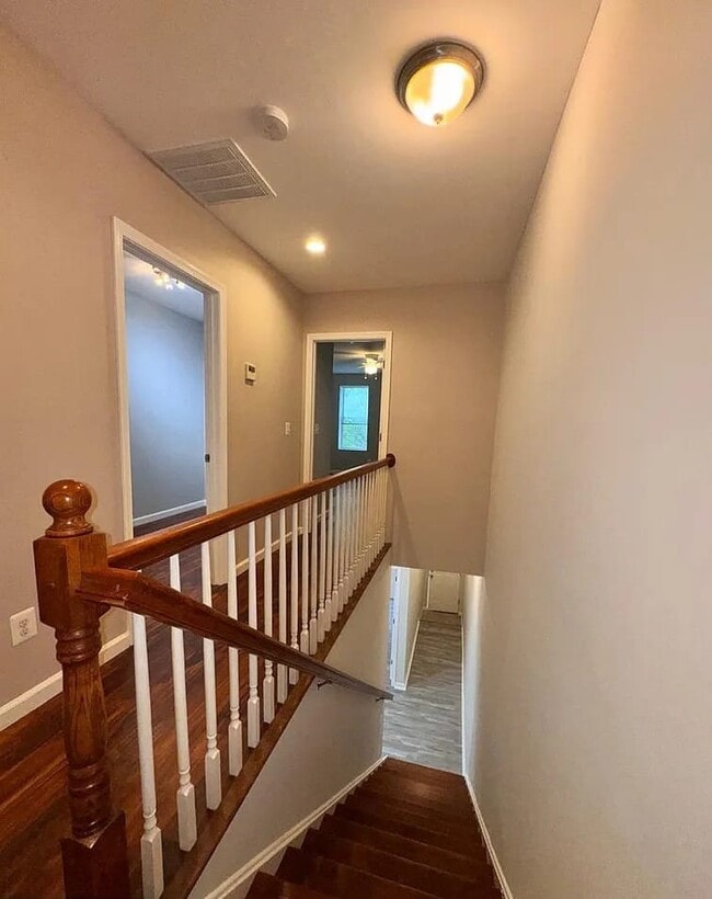 503 N Lakewood Ave