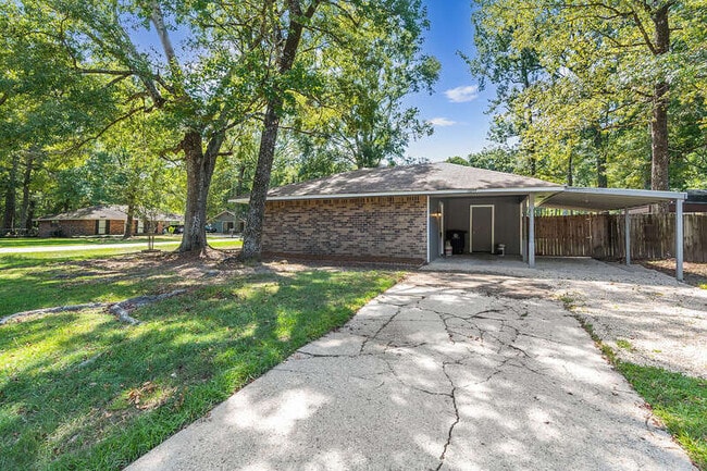 Photo - 16944 Kenton Ave