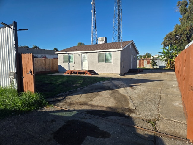 Building Photo - 7450 Pitt School Rd