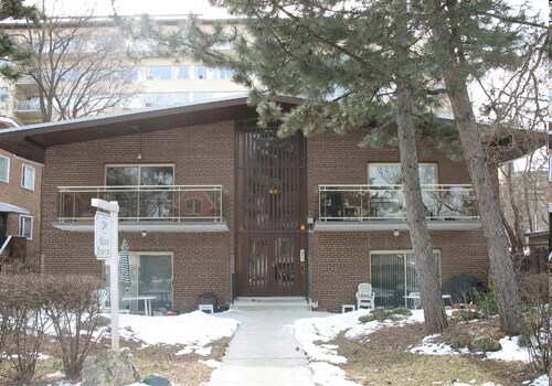 Primary Photo - 650 Briar Hill