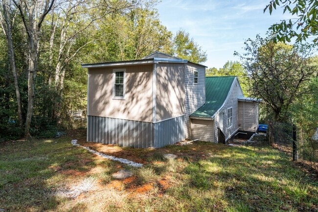 Photo - Spacious Hidden Gem in Bessemer – A Must See Inside!