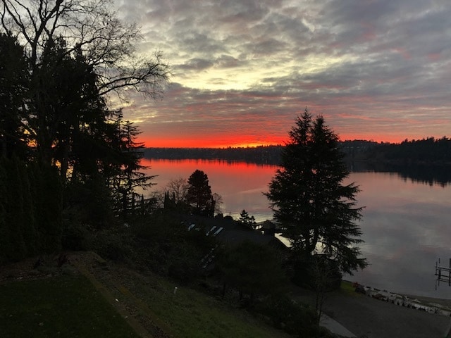 Sunset View - 7702 SE 58th St Unit Amazing 1800 2BR 2 BA