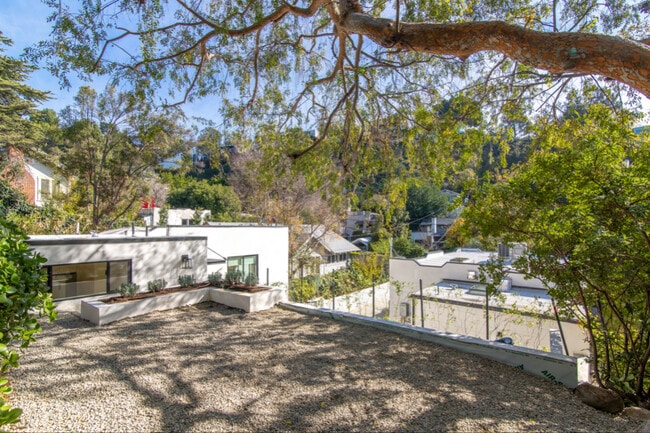 Photo - 2553 Glen Green St