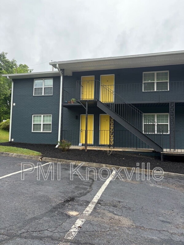 Photo - 123 Ingersoll Ave Unidad Apt 2