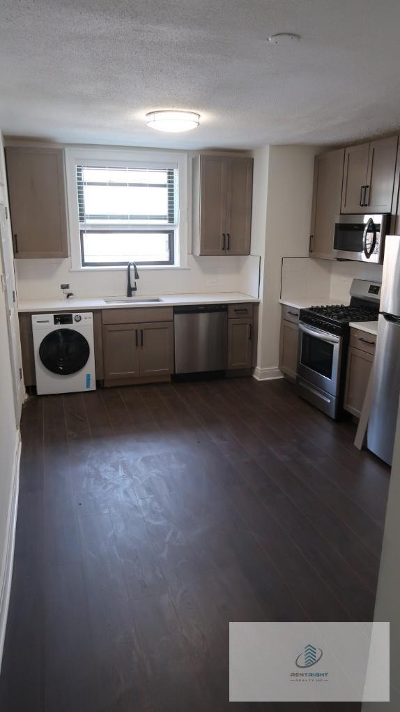 Photo - 5507-09.5 N Lincoln Ave Unit 5509.5 2-N
