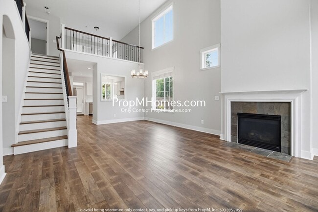 Photo - 11641 SW Grenoble St