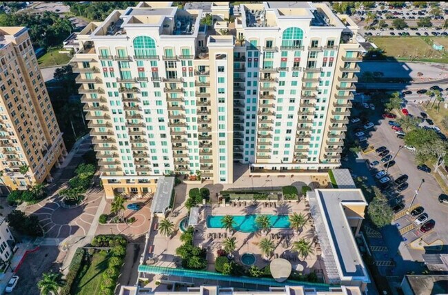 Photo - 800 N TAMIAMI Trl