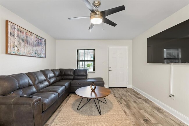 Photo - 3909 W Cleveland St