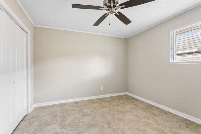 Photo - (OTR)2610-2612Dawso Unidad 2610