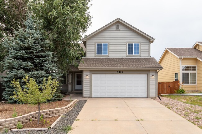 Building Photo - Beautiful 4-bedroom 3-bath located in Stetson Hills!