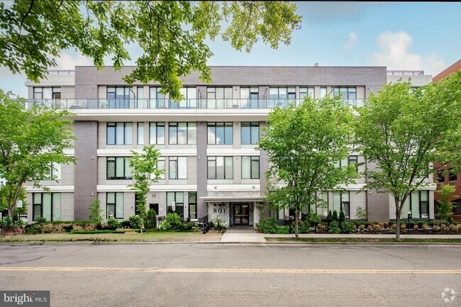 Building Photo - 801 N Fairfax St Unit 410 Rental