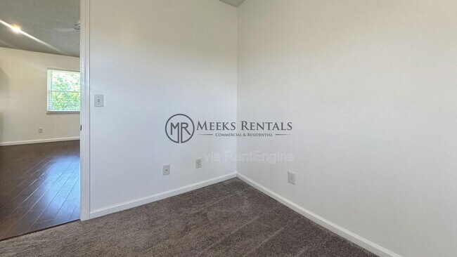 Photo - 133 Hedrick Rd Unit 9