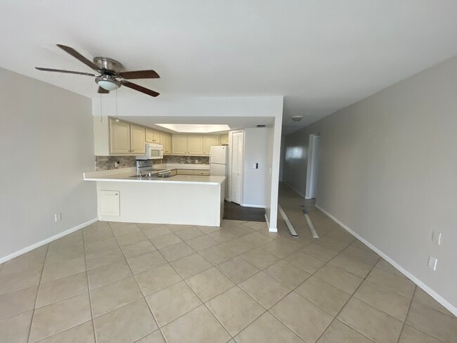Photo - 3619 SE 10th Ave Unit A